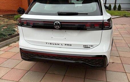 Volkswagen Tiguan, 2025 год, 4 700 000 рублей, 38 фотография