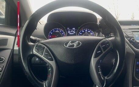 Hyundai Elantra V, 2015 год, 995 000 рублей, 5 фотография