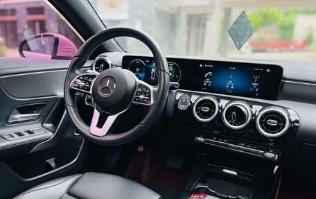 Mercedes-Benz A-Класс, 2022 год, 1 950 155 рублей, 13 фотография