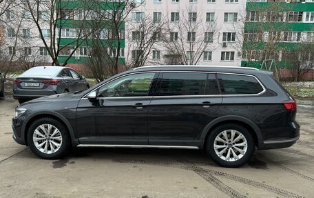 Volkswagen Passat B8 рестайлинг, 2020 год, 4 200 000 рублей, 8 фотография