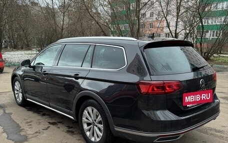 Volkswagen Passat B8 рестайлинг, 2020 год, 4 200 000 рублей, 7 фотография