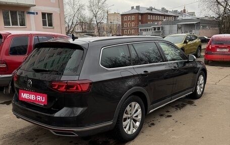 Volkswagen Passat B8 рестайлинг, 2020 год, 4 200 000 рублей, 5 фотография