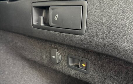 Volkswagen Passat B8 рестайлинг, 2020 год, 4 200 000 рублей, 23 фотография