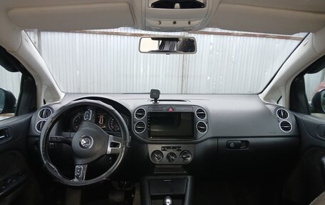 Volkswagen Golf Plus II, 2013 год, 850 000 рублей, 2 фотография