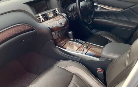 Nissan Fuga II, 2010 год, 600 000 рублей, 3 фотография