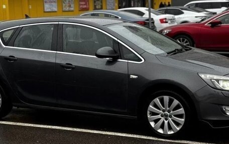 Opel Astra J, 2012 год, 570 000 рублей, 4 фотография