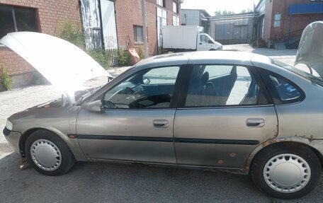 Opel Vectra B рестайлинг, 1996 год, 85 000 рублей, 3 фотография