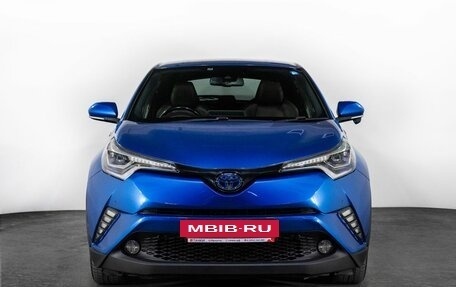 Toyota C-HR I рестайлинг, 2017 год, 1 815 000 рублей, 2 фотография