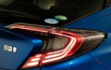 Toyota C-HR I рестайлинг, 2017 год, 1 815 000 рублей, 22 фотография