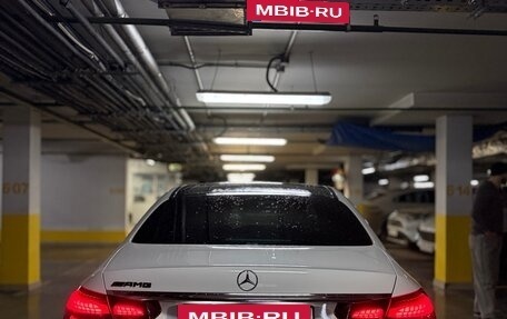 Mercedes-Benz E-Класс, 2022 год, 6 500 000 рублей, 5 фотография