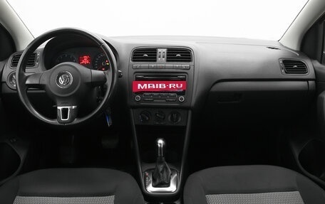 Volkswagen Polo VI (EU Market), 2011 год, 660 000 рублей, 5 фотография