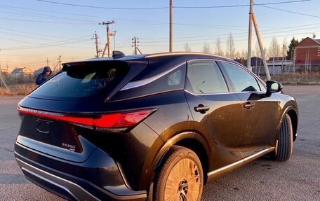 Lexus RX IV рестайлинг, 2023 год, 9 990 000 рублей, 1 фотография