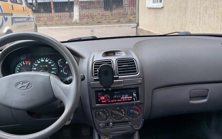 Hyundai Accent II, 2008 год, 570 000 рублей, 10 фотография