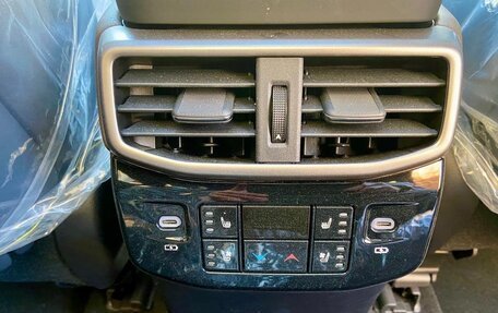 Lexus RX IV рестайлинг, 2023 год, 9 990 000 рублей, 13 фотография