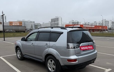 Mitsubishi Outlander III рестайлинг 3, 2010 год, 1 200 000 рублей, 4 фотография