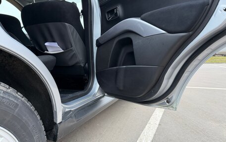 Mitsubishi Outlander III рестайлинг 3, 2010 год, 1 200 000 рублей, 13 фотография