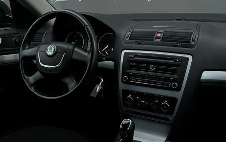 Skoda Octavia, 2011 год, 870 000 рублей, 14 фотография