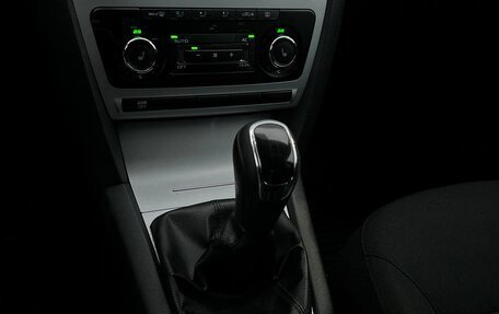 Skoda Octavia, 2011 год, 870 000 рублей, 15 фотография