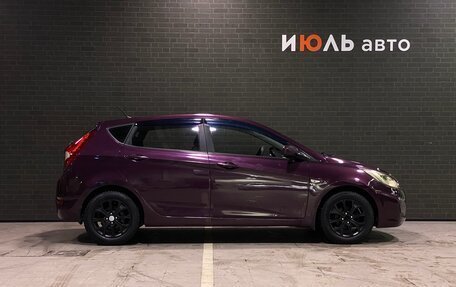 Hyundai Solaris II рестайлинг, 2011 год, 640 000 рублей, 5 фотография