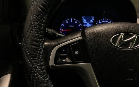 Hyundai Solaris II рестайлинг, 2011 год, 640 000 рублей, 17 фотография