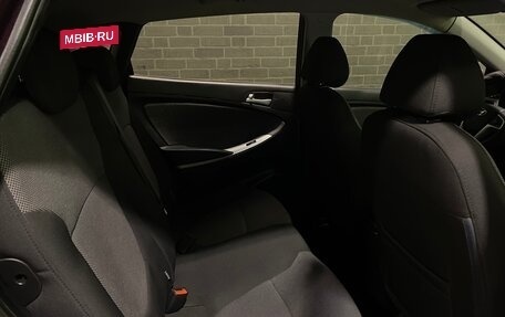 Hyundai Solaris II рестайлинг, 2011 год, 640 000 рублей, 12 фотография