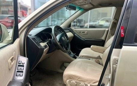 Toyota Highlander III, 2002 год, 850 000 рублей, 12 фотография