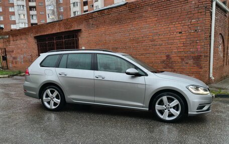 Volkswagen Golf VII, 2018 год, 1 970 000 рублей, 2 фотография