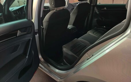 Volkswagen Golf VII, 2018 год, 1 970 000 рублей, 16 фотография