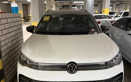 Volkswagen Tiguan, 2025 год, 4 850 000 рублей, 2 фотография