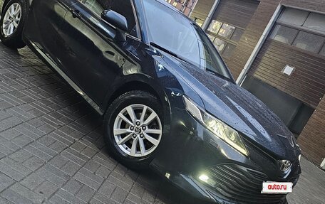 Toyota Camry, 2019 год, 1 850 000 рублей, 4 фотография