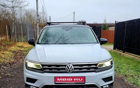 Volkswagen Tiguan II, 2018 год, 3 450 000 рублей, 1 фотография