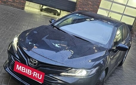 Toyota Camry, 2019 год, 1 850 000 рублей, 26 фотография