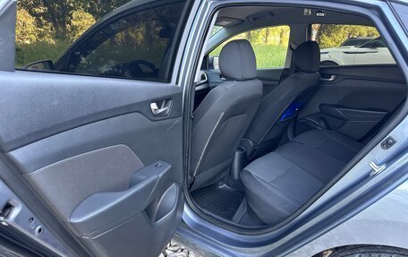 Hyundai Solaris II рестайлинг, 2017 год, 800 000 рублей, 13 фотография