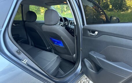 Hyundai Solaris II рестайлинг, 2017 год, 800 000 рублей, 12 фотография