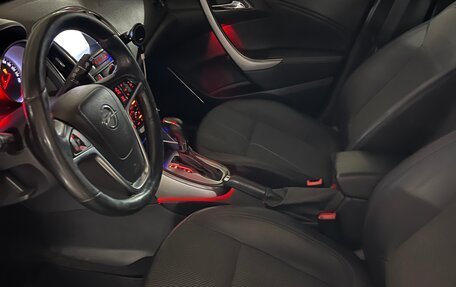 Opel Astra J, 2011 год, 520 000 рублей, 3 фотография