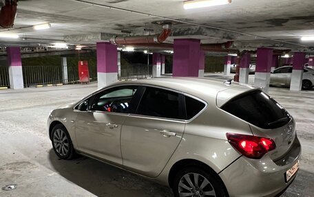 Opel Astra J, 2011 год, 520 000 рублей, 11 фотография