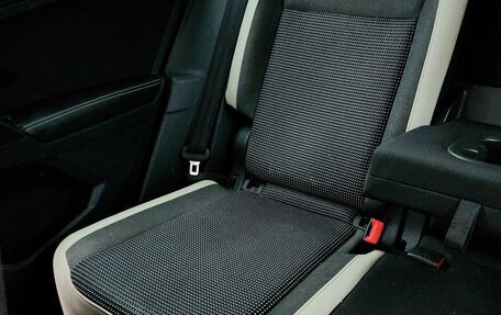 Volkswagen Tiguan II, 2018 год, 3 450 000 рублей, 16 фотография