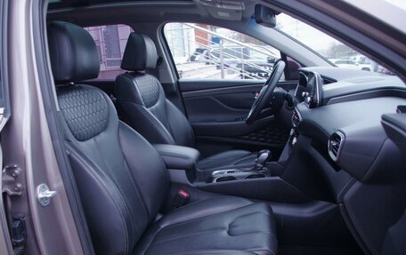 Hyundai Santa Fe IV, 2018 год, 2 399 000 рублей, 10 фотография