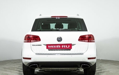 Volkswagen Touareg III, 2013 год, 3 129 898 рублей, 6 фотография
