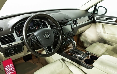 Volkswagen Touareg III, 2013 год, 3 129 898 рублей, 11 фотография