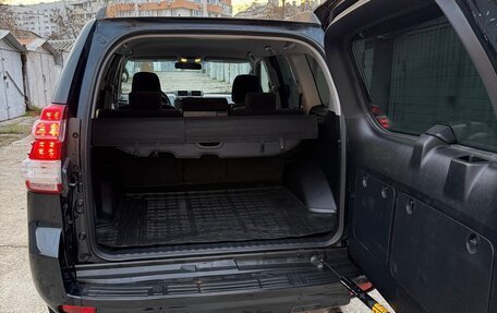 Toyota Land Cruiser Prado 150 рестайлинг 2, 2015 год, 2 850 000 рублей, 6 фотография