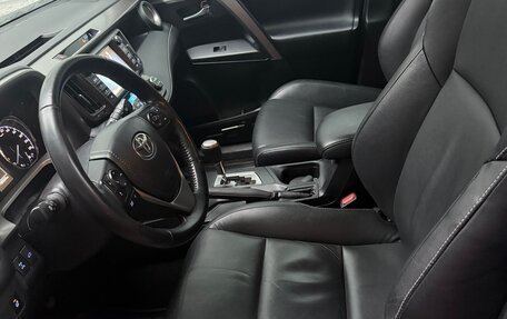 Toyota RAV4, 2017 год, 1 900 000 рублей, 3 фотография