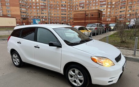 Toyota Matrix, 2002 год, 525 000 рублей, 2 фотография