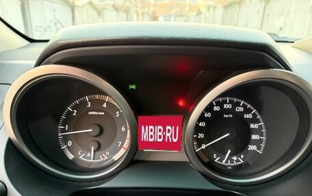 Toyota Land Cruiser Prado 150 рестайлинг 2, 2015 год, 2 850 000 рублей, 10 фотография