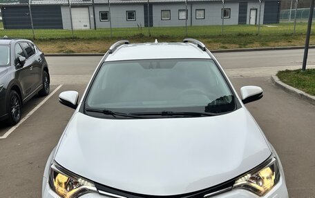 Toyota RAV4, 2016 год, 2 350 000 рублей, 1 фотография