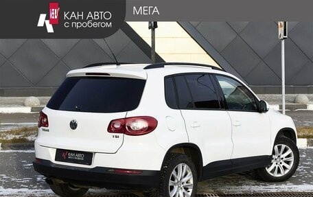 Volkswagen Tiguan I, 2010 год, 880 000 рублей, 2 фотография