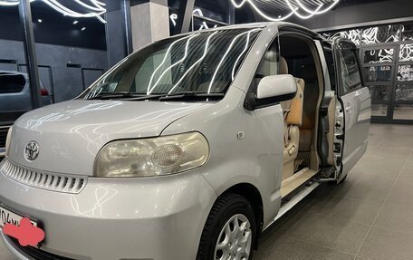 Toyota Porte II, 2005 год, 500 000 рублей, 6 фотография