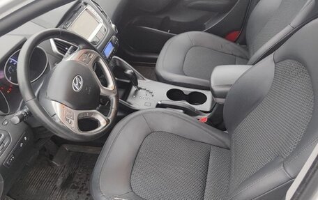 Hyundai ix35 I рестайлинг, 2012 год, 1 050 000 рублей, 7 фотография