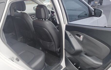 Hyundai ix35 I рестайлинг, 2012 год, 1 050 000 рублей, 16 фотография