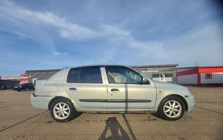 Renault Clio III, 2001 год, 150 000 рублей, 2 фотография